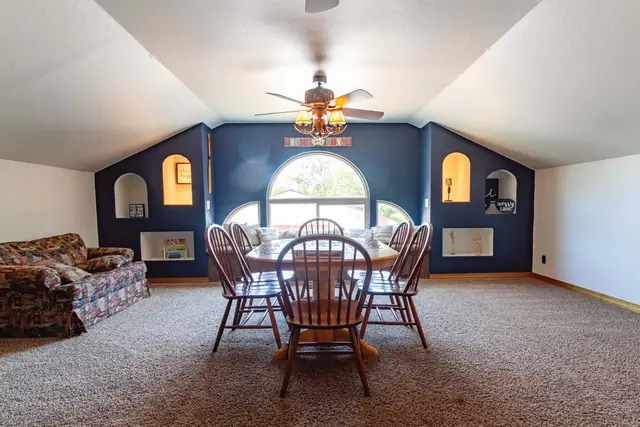 Bonus room